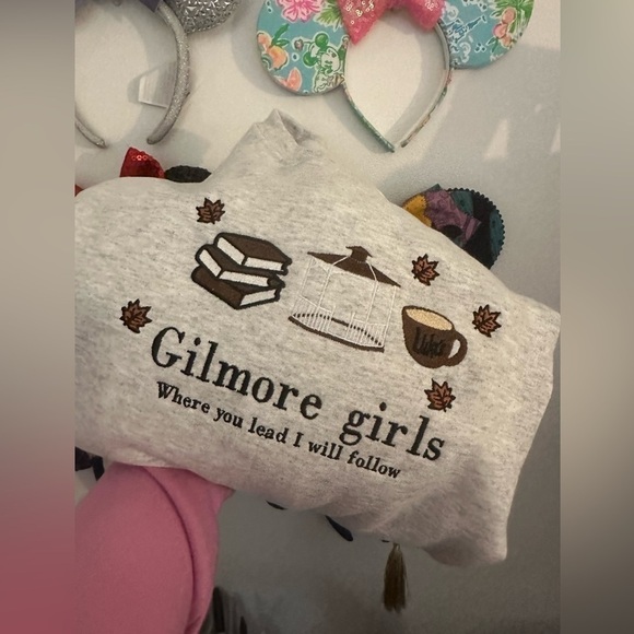 Gildan Sweaters - Gilmore Girls sweatshirt